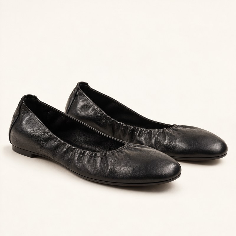 Girella Black Leather Ballerina Shoes — AI 生成イラスト